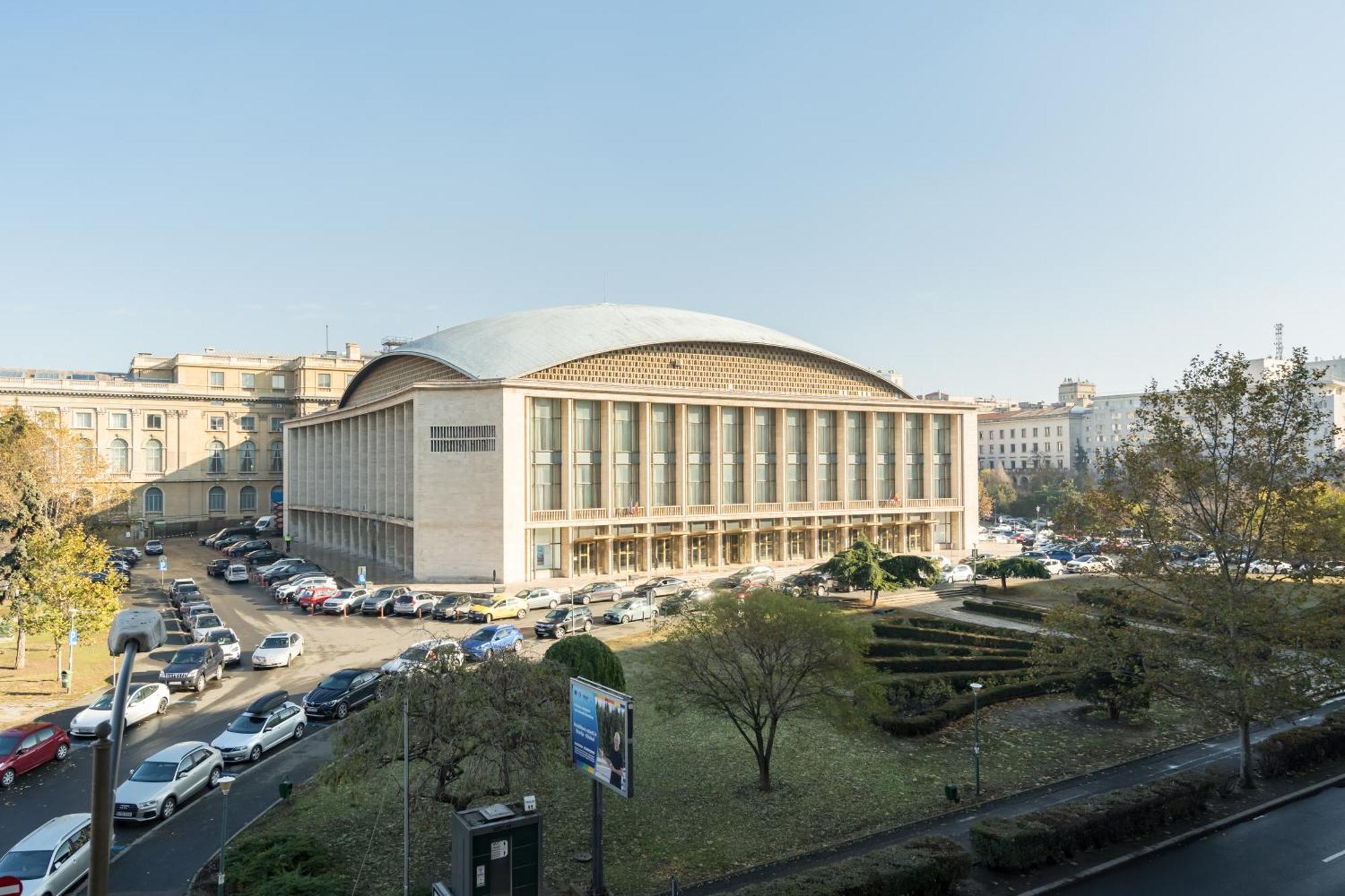 Top Location With Iconic View - Sala Palatului Bukarest Kültér fotó